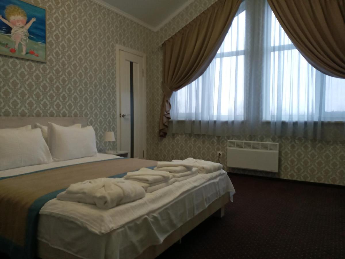 Hotel And Restaurant Complex Lubokray Pereyaslav-Khmelʼnytsʼkyy Buitenkant foto